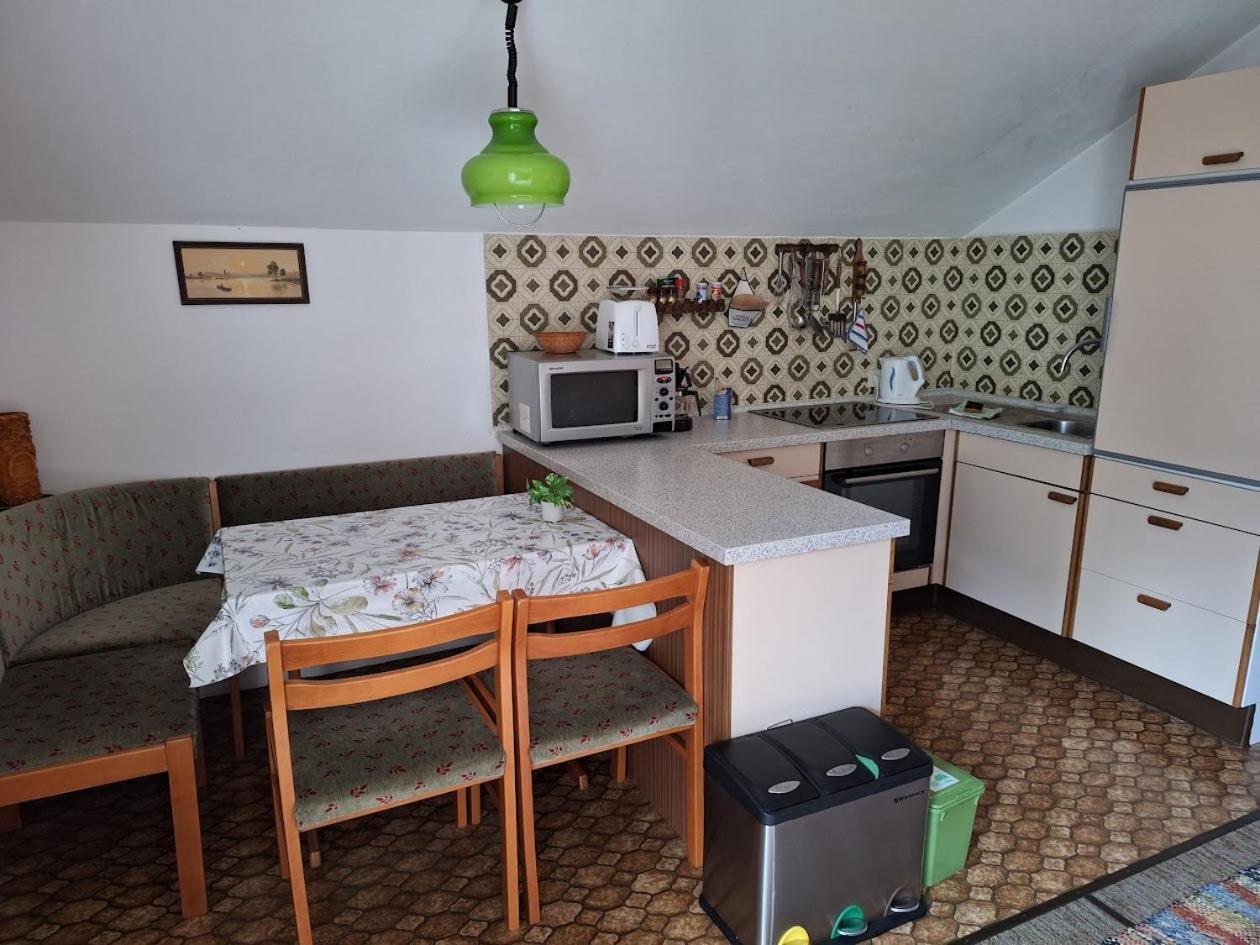 Haus Pilz Apartment Obertraun Bagian luar foto
